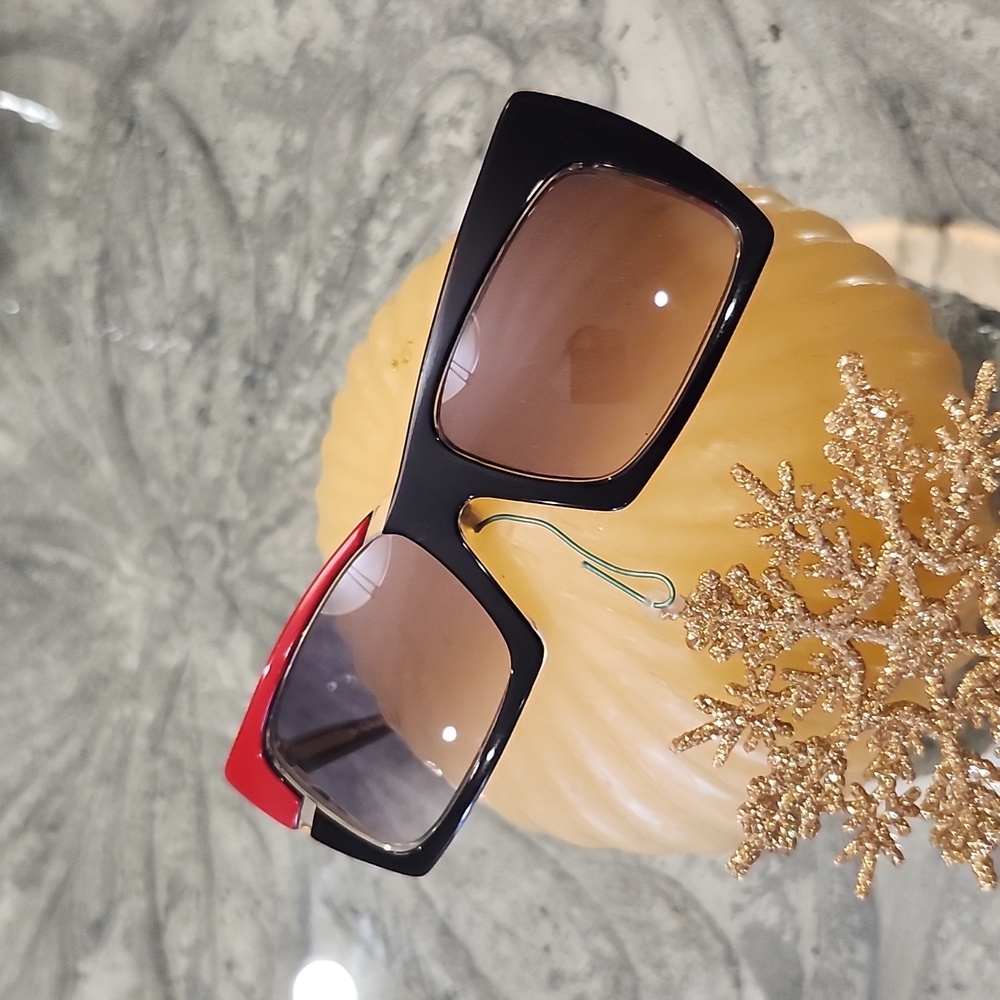 Ultra Graffitis France rectangular sunglasses Avante garde Black And Red 1980 - Picture 6 of 14